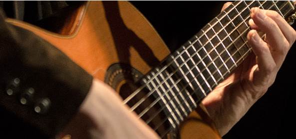 Muestra de Guitarras en el Museo Dámaso Arce