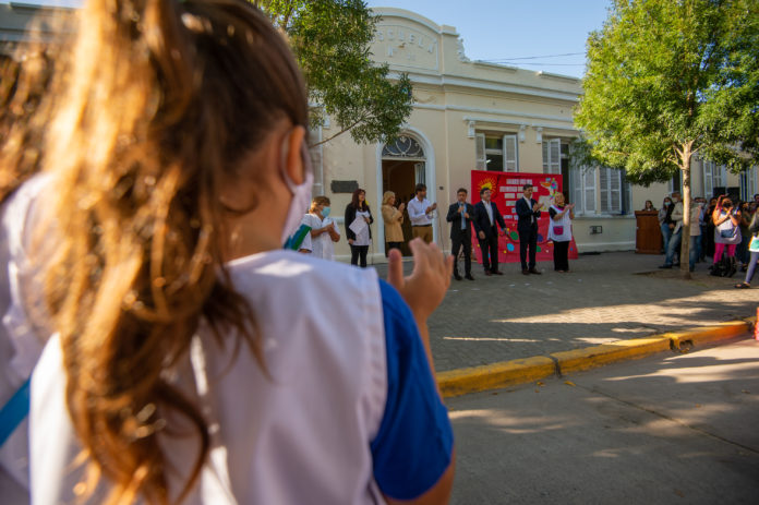 Unas 1.500 escuelas incorporarán una hora más de clase en la provincia de Buenos Aires desde abril