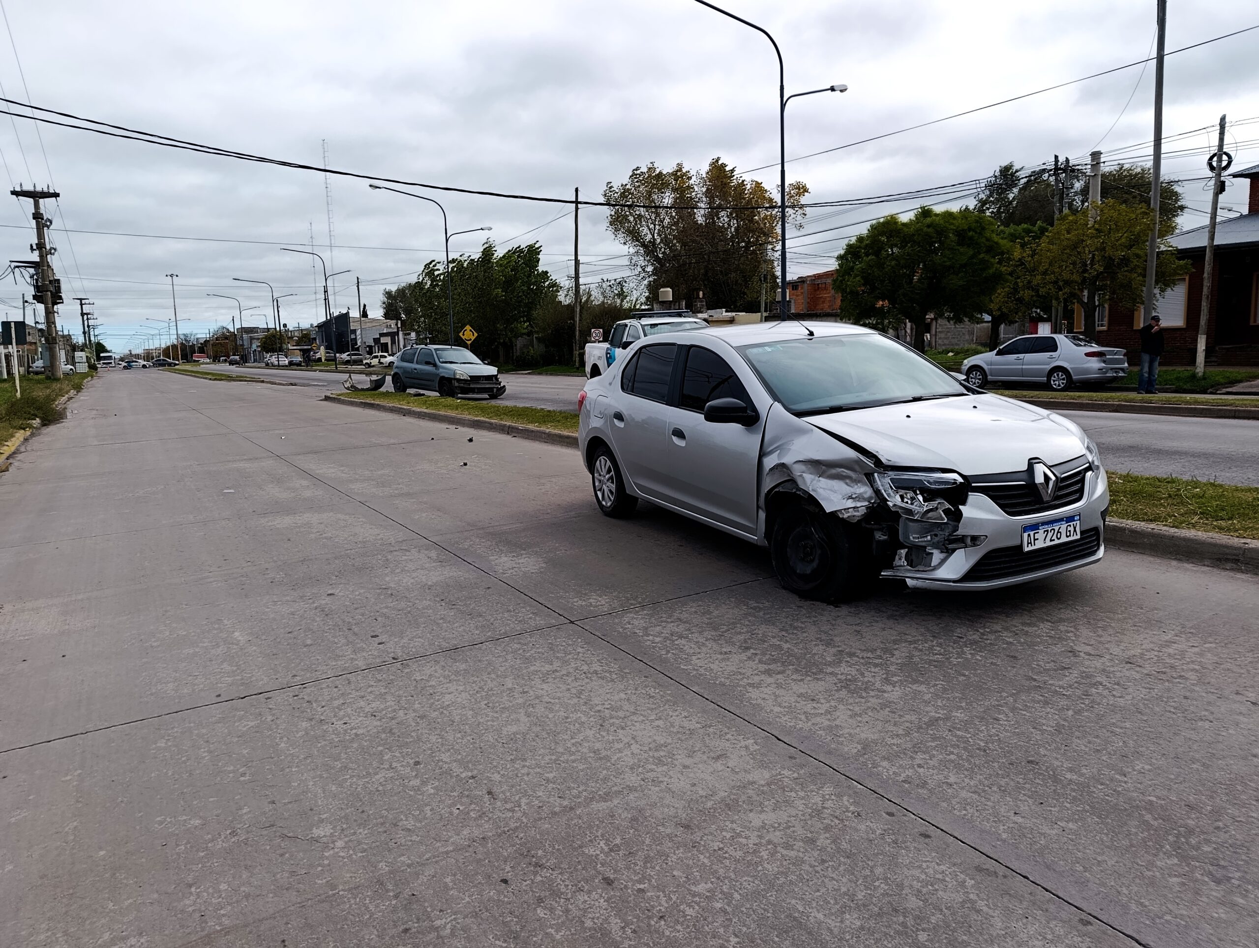 Tras un choque una mujer fue trasladada al hospital - En Linea Noticias
